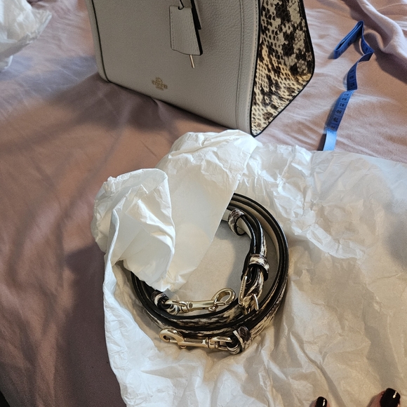 Coach Purse - Picture 15 of 15